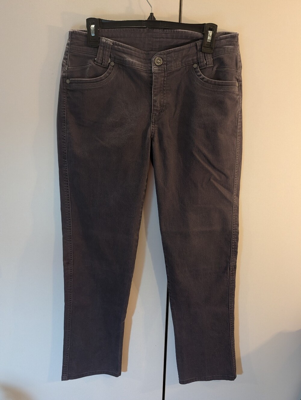 Kuhl Women’s Size 8  Dark Gray Pants